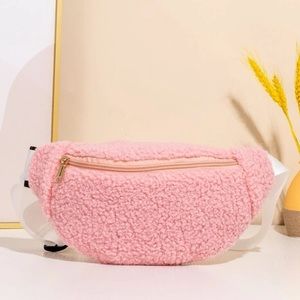 💙 Women’s Pink Faux Fur Single Pocket Adjustable Strap Fanny Pack